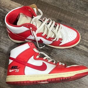 Nike SB Dunk High Future Court Red Men’s size 11